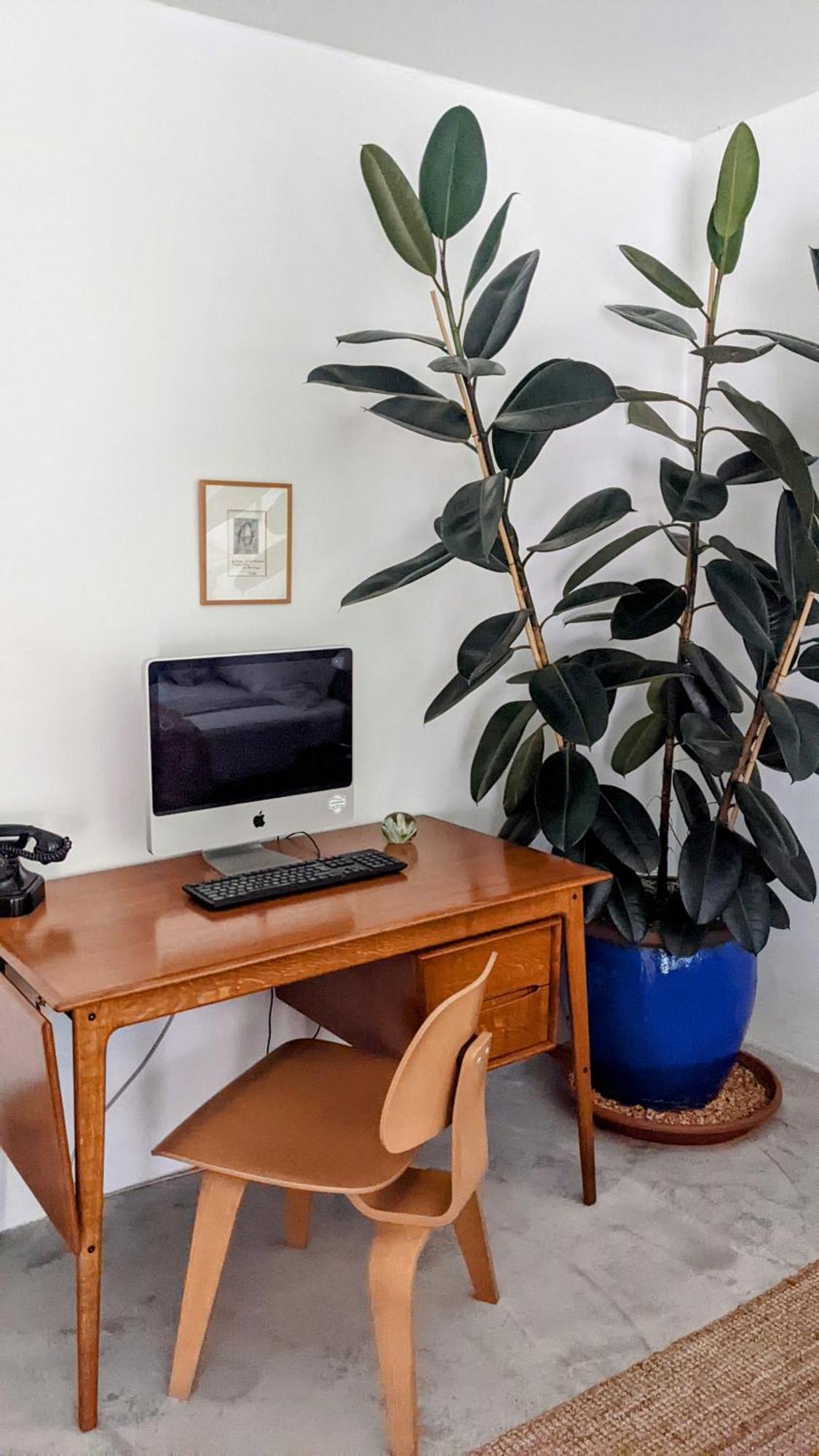 Apartament Romantic And Atypical In Prague's Montmartre *