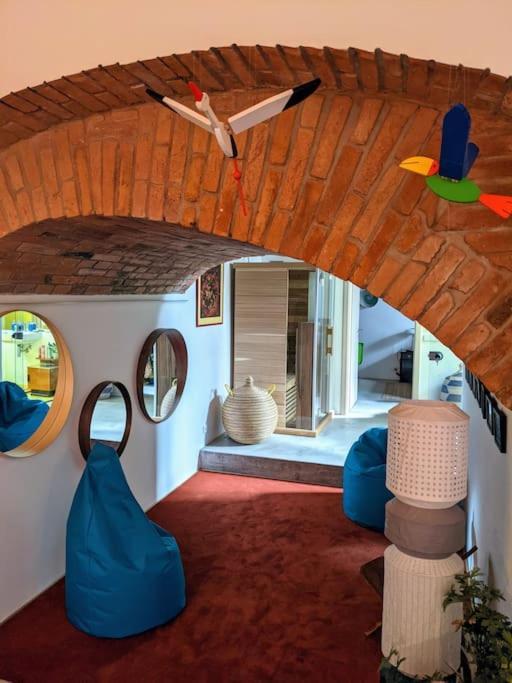 Apartament Romantic And Atypical In Prague's Montmartre